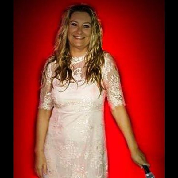 Meet your Posher, Shani - Picture 1 of 1